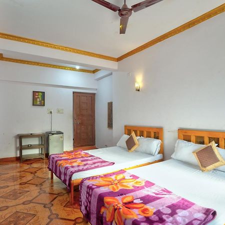 Om Sai Guest House كالانغيُت المظهر الخارجي الصورة