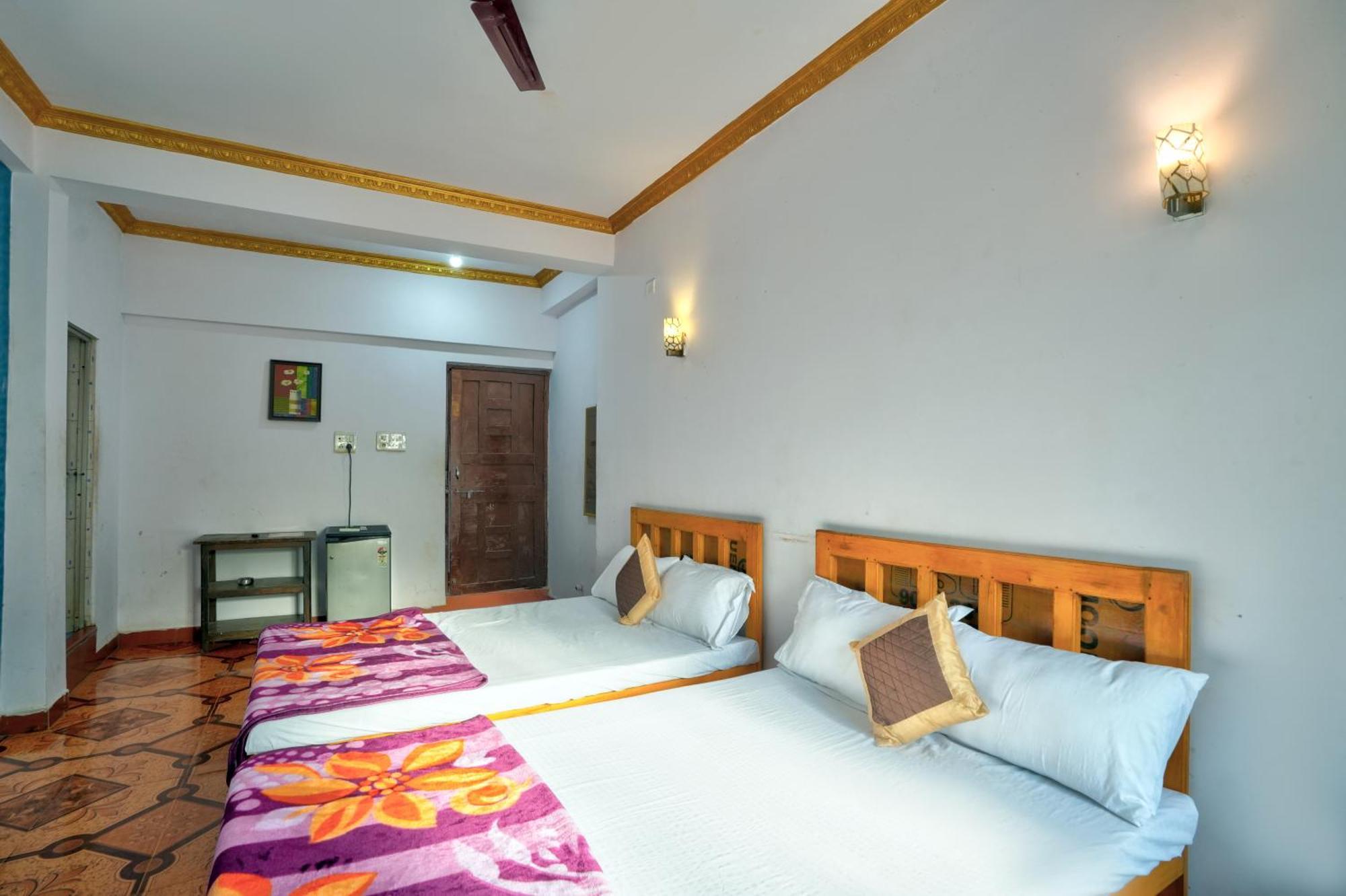Om Sai Guest House كالانغيُت المظهر الخارجي الصورة