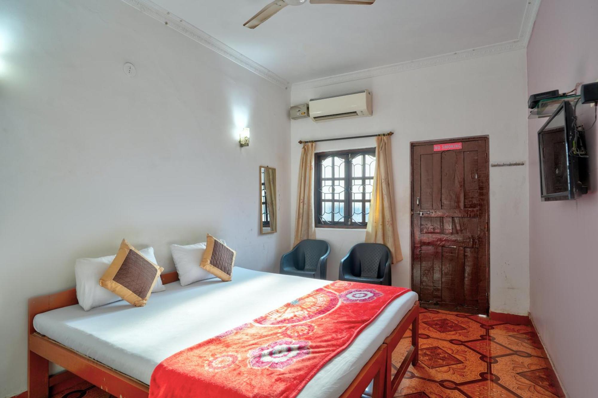 Om Sai Guest House كالانغيُت المظهر الخارجي الصورة