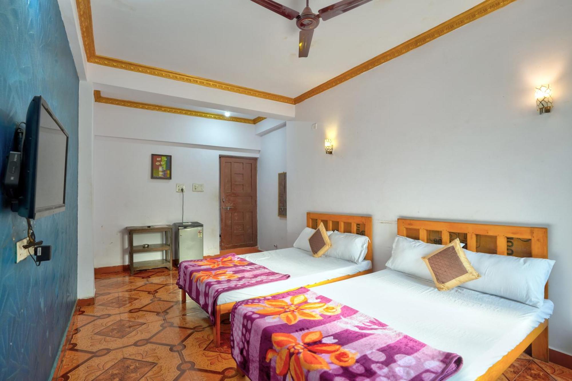 Om Sai Guest House كالانغيُت المظهر الخارجي الصورة